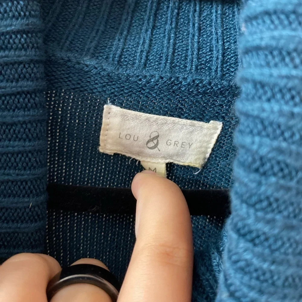 L&G Ribbed Turtleneck Sweater - Picture 5 of 5